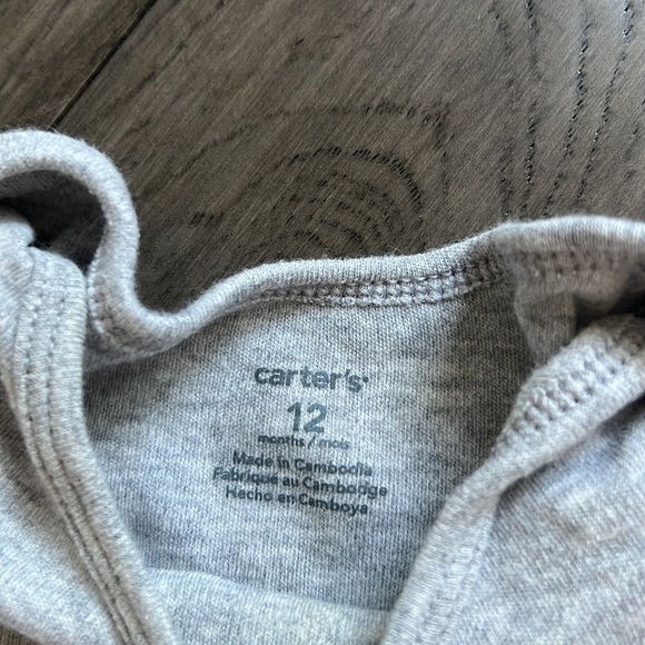 Bundle of Carter’s long sleeve onesies and matching leggings - Picture 7 of 7